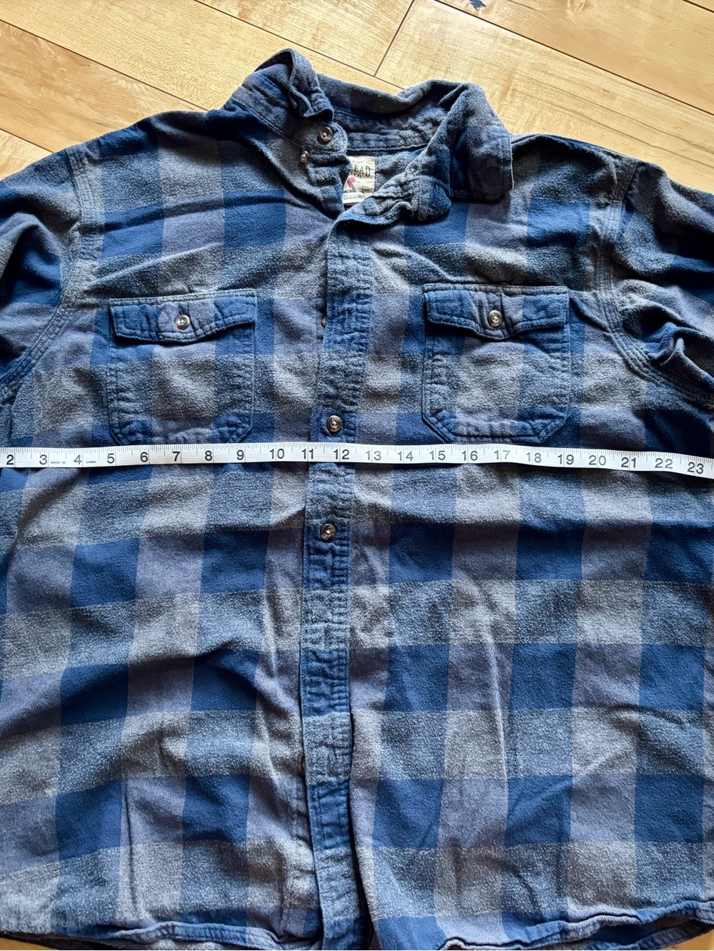 Men’s flannel shirt